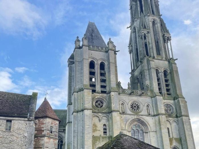 Notre Dame De Senlis By La Boite En Plus Apartment Екстериор снимка